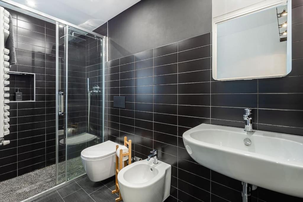 Loft Free Parking E Wifi - Centro E Porta Susa Турин Екстер'єр фото